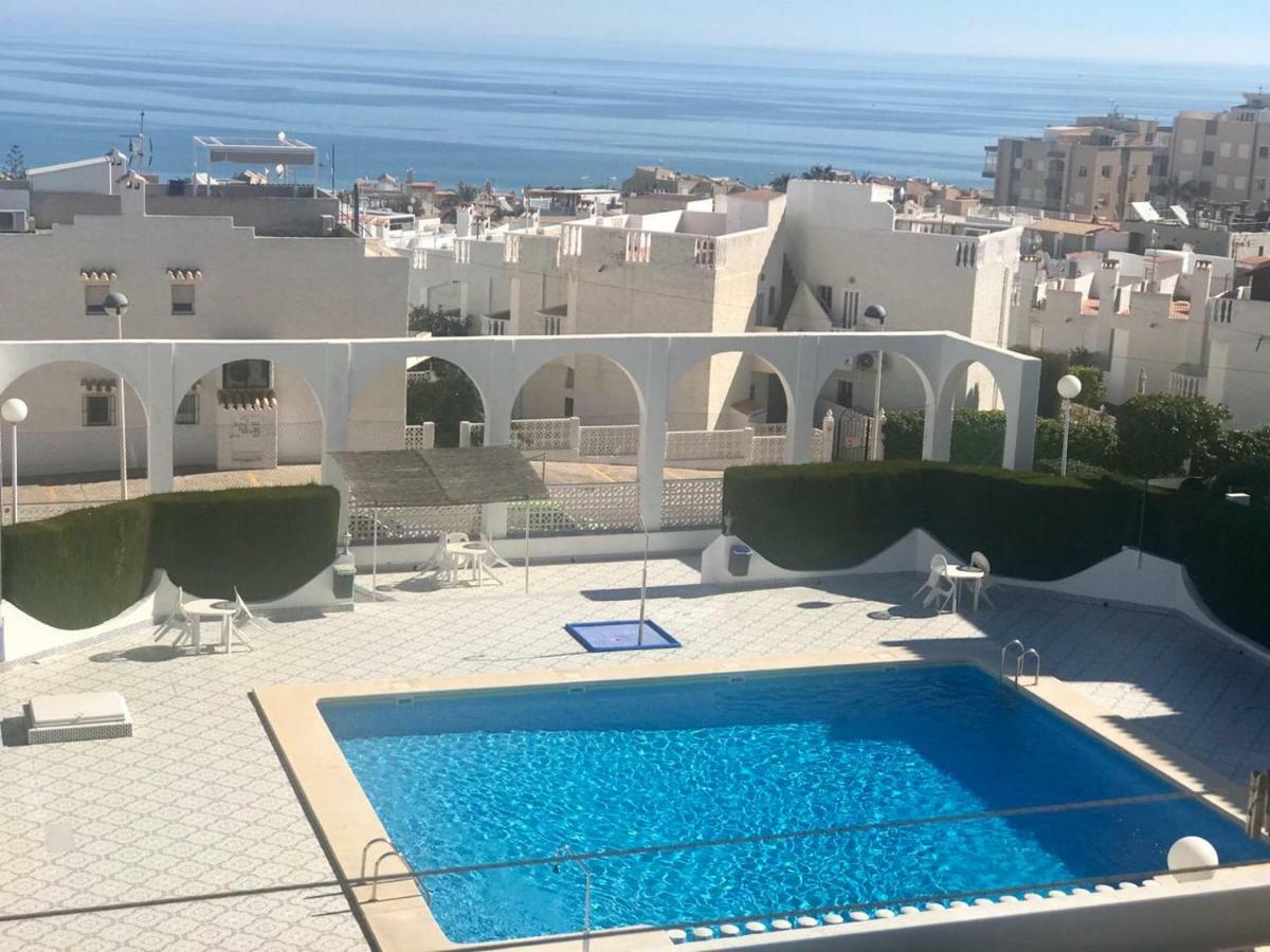 Granada 302 Pool&beach Apartment